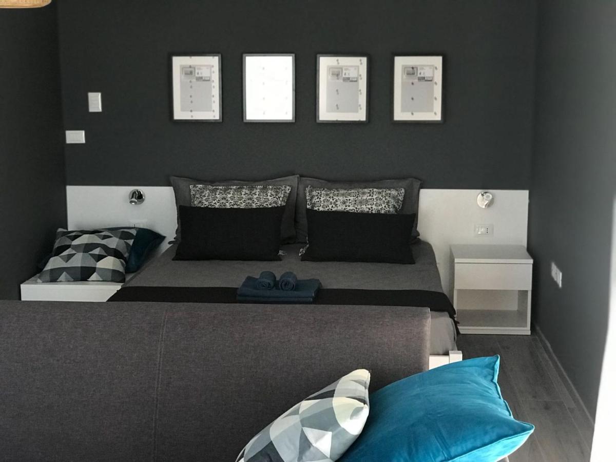 B&B Luxury Apartments Пульсано Экстерьер фото